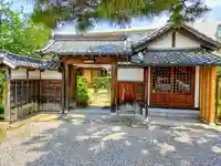 生蓮教会(生蓮庵)の山門・神門