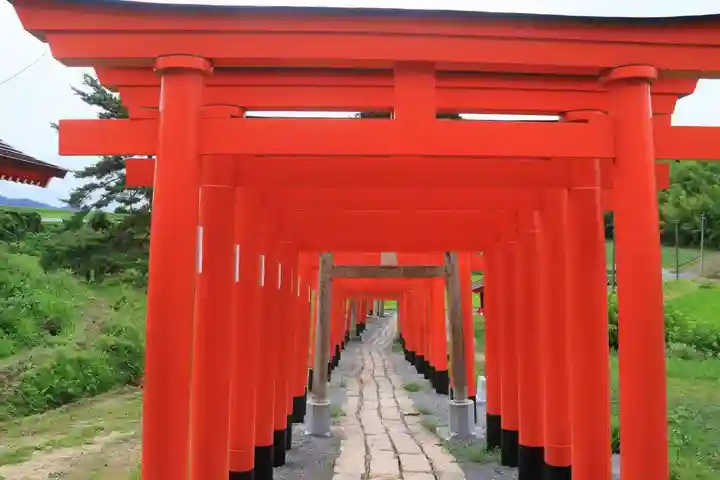 高屋敷稲荷神社の鳥居