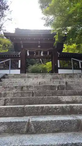 月読神社（松尾大社摂社）の山門・神門