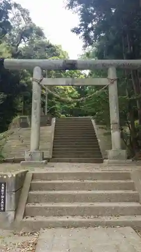 諏訪神社の鳥居