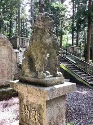 恵那神社の狛犬