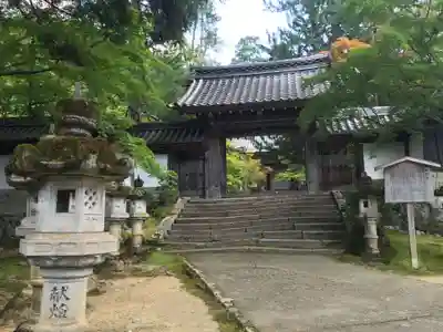 西明寺の山門・神門