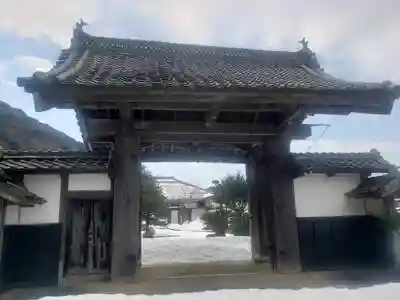 空印寺の山門