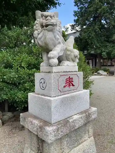 亀ケ池八幡宮の狛犬