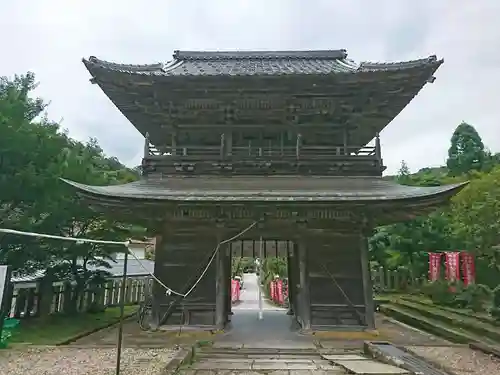 温泉寺の山門