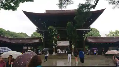 明治神宮の山門・神門