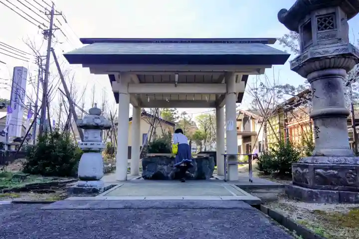 三重縣護國神社の手水舎