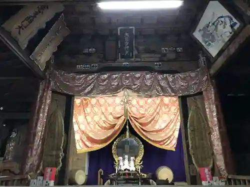 毘沙門堂の本殿・本堂