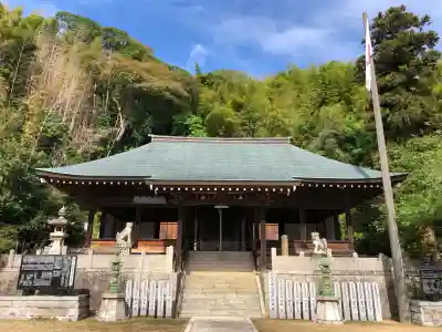 安乎八幡神社の{uncategorized: "未分類", other: "その他", undefined: "問題あり", building: "その他建物", grave: "お墓", sacred_gate: "鳥居", guardian: "狛犬", statue: "像", buddha: "仏像", history: "歴史", nature: "自然", garden: "庭園", animal: "動物", pagoda: "塔", temizu: "手水舎", mountain_gate: "山門・神門", sanctuary: "本殿・本堂", subordinate: "末社・摂社", art: "芸術", scenery: "景色", jizo: "地蔵", ema: "絵馬", goshuin: "御朱印", omikuji: "おみくじ", items: "授与品その他", amulet: "お守り", goshuincho: "御朱印帳", eats: "食事", festival: "お祭り", votive_dance: "神楽", shichigosan: "七五三参", wedding: "結婚式", experience: "体験その他", initially: "初詣", around: "周辺", anti_infection: "感染症対策"}