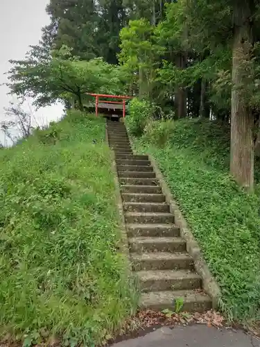 高尾神社の末社・摂社