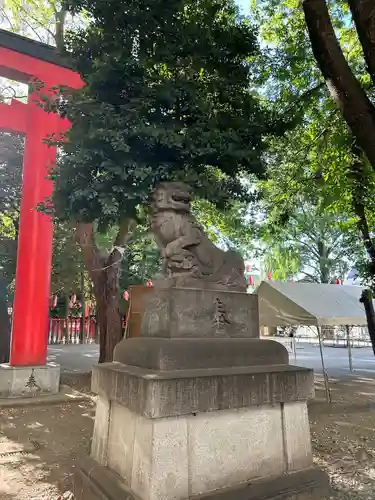 花園神社の狛犬