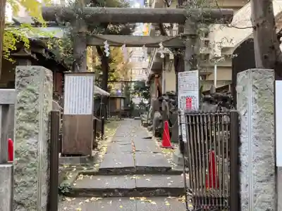 稲荷鬼王神社の鳥居