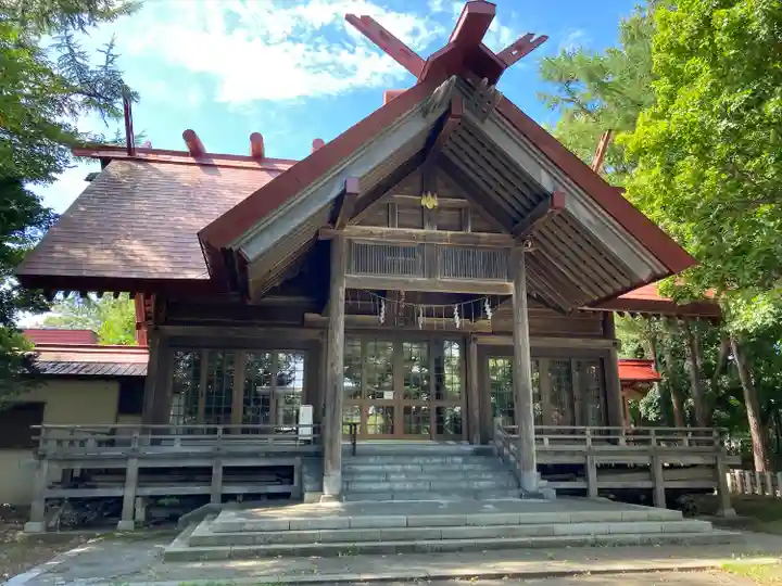 留萌神社の本殿・本堂