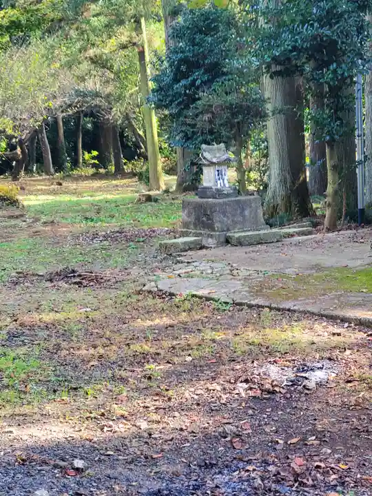 雲井宮郷造神社の末社・摂社