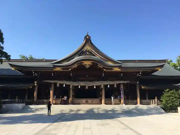 寒川神社の本殿・本堂