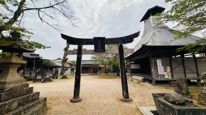 御井神社(兵庫県)