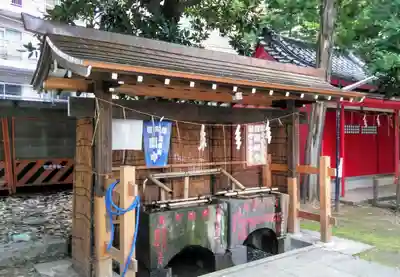 駒込富士神社の手水舎