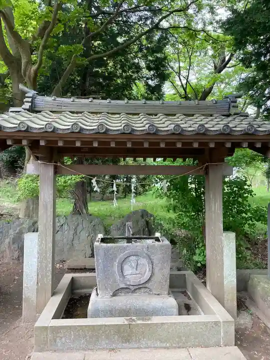 上下諏訪神社の手水舎