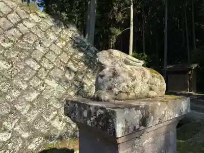高木神社の{uncategorized: "未分類", other: "その他", undefined: "問題あり", building: "その他建物", grave: "お墓", sacred_gate: "鳥居", guardian: "狛犬", statue: "像", buddha: "仏像", history: "歴史", nature: "自然", garden: "庭園", animal: "動物", pagoda: "塔", temizu: "手水舎", mountain_gate: "山門・神門", sanctuary: "本殿・本堂", subordinate: "末社・摂社", art: "芸術", scenery: "景色", jizo: "地蔵", ema: "絵馬", goshuin: "御朱印", omikuji: "おみくじ", items: "授与品その他", amulet: "お守り", goshuincho: "御朱印帳", eats: "食事", festival: "お祭り", votive_dance: "神楽", shichigosan: "七五三参", wedding: "結婚式", experience: "体験その他", initially: "初詣", around: "周辺", anti_infection: "感染症対策"}
