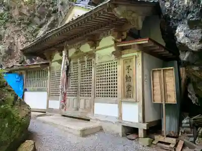 桜松神社の本殿・本堂