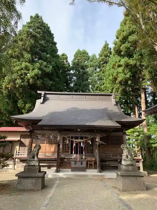 熊野神社の本殿・本堂