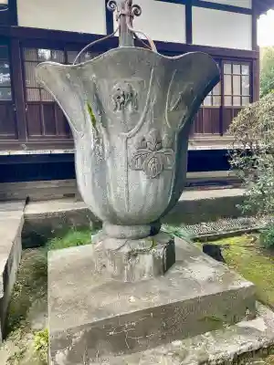 臨江寺の{uncategorized: "未分類", other: "その他", undefined: "問題あり", building: "その他建物", grave: "お墓", sacred_gate: "鳥居", guardian: "狛犬", statue: "像", buddha: "仏像", history: "歴史", nature: "自然", garden: "庭園", animal: "動物", pagoda: "塔", temizu: "手水舎", mountain_gate: "山門・神門", sanctuary: "本殿・本堂", subordinate: "末社・摂社", art: "芸術", scenery: "景色", jizo: "地蔵", ema: "絵馬", goshuin: "御朱印", omikuji: "おみくじ", items: "授与品その他", amulet: "お守り", goshuincho: "御朱印帳", eats: "食事", festival: "お祭り", votive_dance: "神楽", shichigosan: "七五三参", wedding: "結婚式", experience: "体験その他", initially: "初詣", around: "周辺", anti_infection: "感染症対策"}