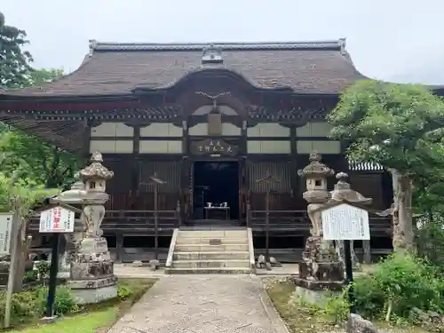 求法寺の本殿