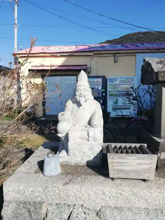 寶当神社の像
