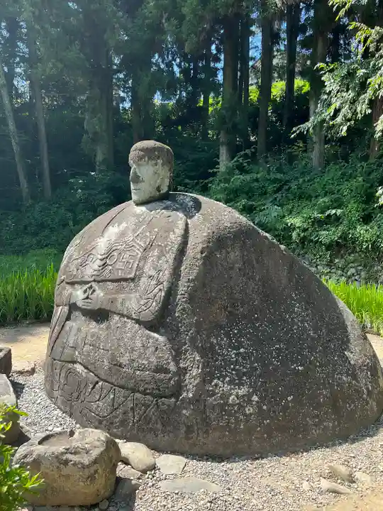 諏訪大社下社春宮(長野県)
