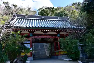 洲崎神社の山門・神門