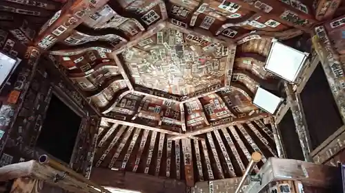 円通三匝堂（さざえ堂）の本殿・本堂