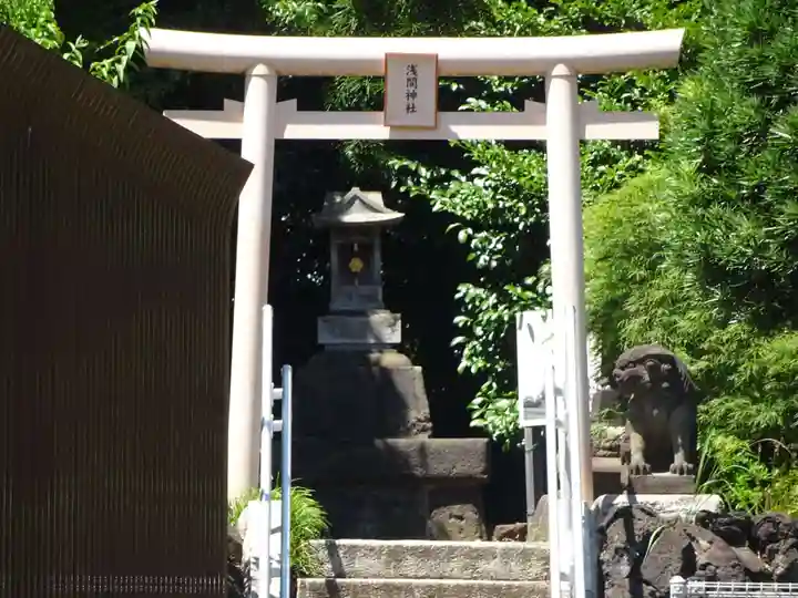 鶴見神社の末社・摂社