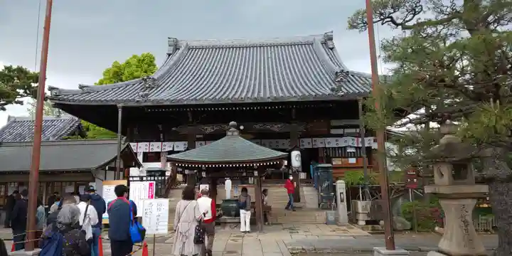 葛井寺の本殿・本堂