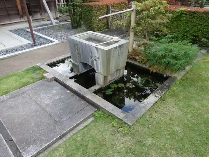大聖院の手水舎