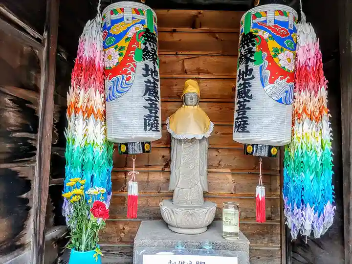 熱田神社(西野熱田社)の地蔵