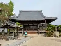 長伝寺の本殿・本堂