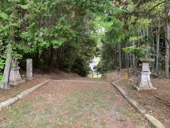 乎疑原神社のその他建物