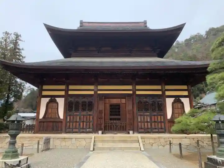 向嶽寺の本殿・本堂