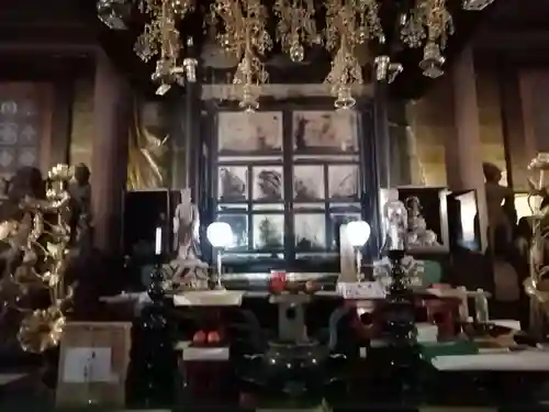 財賀寺の本殿・本堂