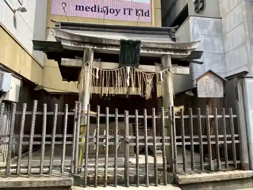 八坂神社 御手洗井の本殿・本堂