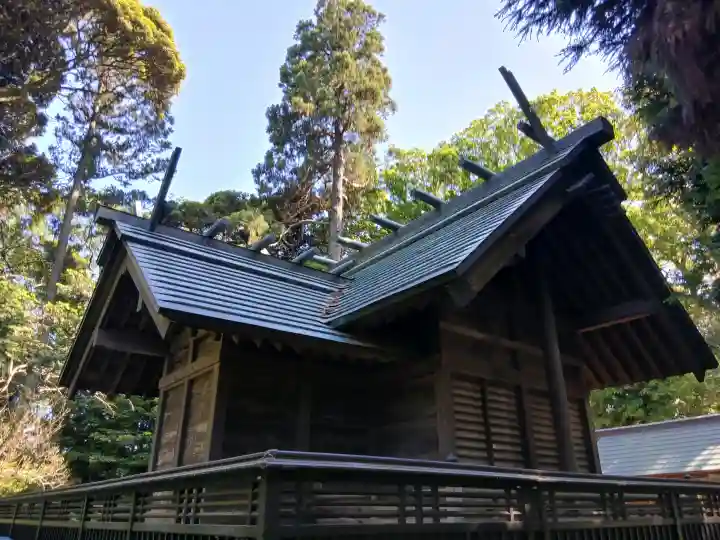 八王子神社の{uncategorized: "未分類", other: "その他", undefined: "問題あり", building: "その他建物", grave: "お墓", sacred_gate: "鳥居", guardian: "狛犬", statue: "像", buddha: "仏像", history: "歴史", nature: "自然", garden: "庭園", animal: "動物", pagoda: "塔", temizu: "手水舎", mountain_gate: "山門・神門", sanctuary: "本殿・本堂", subordinate: "末社・摂社", art: "芸術", scenery: "景色", jizo: "地蔵", ema: "絵馬", goshuin: "御朱印", omikuji: "おみくじ", items: "授与品その他", amulet: "お守り", goshuincho: "御朱印帳", eats: "食事", festival: "お祭り", votive_dance: "神楽", shichigosan: "七五三参", wedding: "結婚式", experience: "体験その他", initially: "初詣", around: "周辺", anti_infection: "感染症対策"}