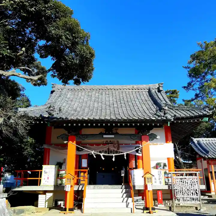 高塚熊野神社の本殿・本堂
