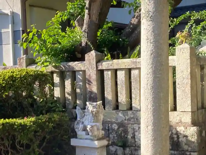 白皇神社の狛犬