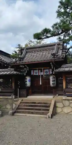 若宮八幡神社の本殿