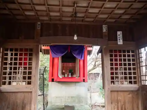 牛嶋天満宮の{uncategorized: "未分類", other: "その他", undefined: "問題あり", building: "その他建物", grave: "お墓", sacred_gate: "鳥居", guardian: "狛犬", statue: "像", buddha: "仏像", history: "歴史", nature: "自然", garden: "庭園", animal: "動物", pagoda: "塔", temizu: "手水舎", mountain_gate: "山門・神門", sanctuary: "本殿・本堂", subordinate: "末社・摂社", art: "芸術", scenery: "景色", jizo: "地蔵", ema: "絵馬", goshuin: "御朱印", omikuji: "おみくじ", items: "授与品その他", amulet: "お守り", goshuincho: "御朱印帳", eats: "食事", festival: "お祭り", votive_dance: "神楽", shichigosan: "七五三参", wedding: "結婚式", experience: "体験その他", initially: "初詣", around: "周辺", anti_infection: "感染症対策"}