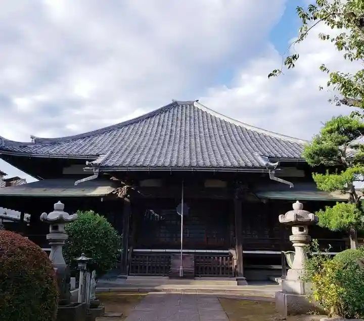 荘厳寺の本殿・本堂