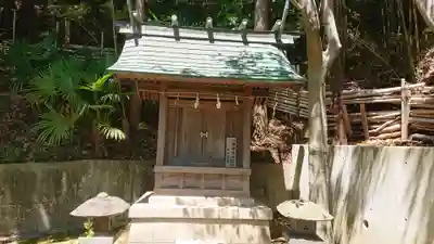 居神神社の末社・摂社