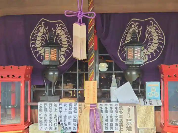 多聞寺の本殿・本堂