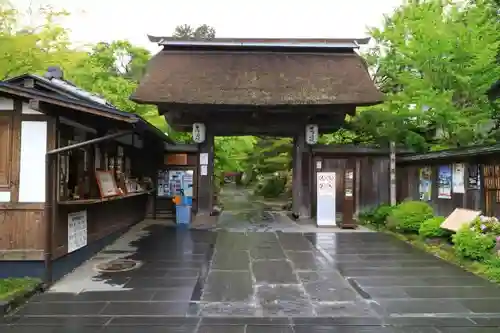 円通院の山門・神門