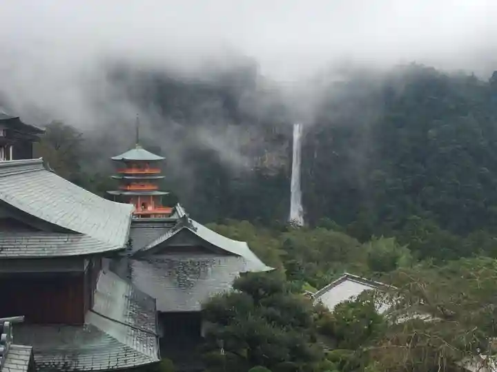 青岸渡寺の景色